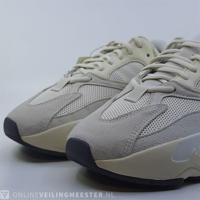 Adidas yeezy shop 800€ pc