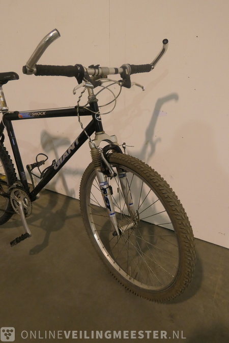 Mountianbike Giant Boulder Shock Black Onlineauctionmaster