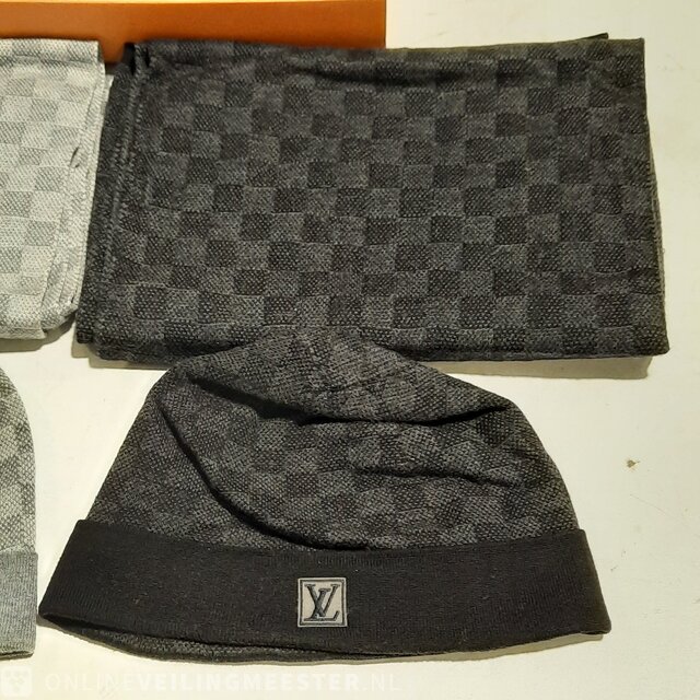 copy of Louis Vuitton Muts en sjaal