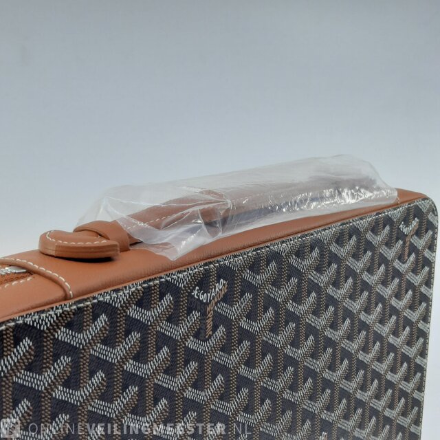 Suitcase Goyard, Satolas GM » Onlineauctionmaster.com